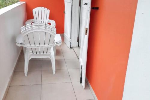 Varanda/terraço, Studio tout confort à Sainte-Anne - 39 m² - Vue sur jardin (Studio tout confort a Sainte-Anne - 39 m² - Vue sur jardin) in Berard