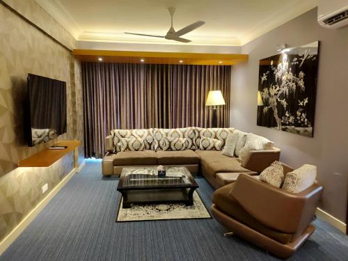 Royal Pearl Suites in Cox's Bazar