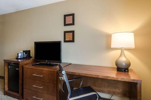 Comfort Inn Randolph-Boston - image 11