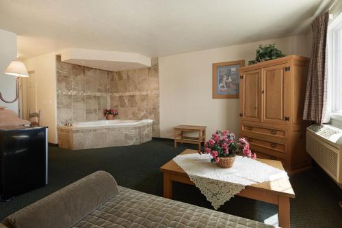 Columbine Inn and Suites
