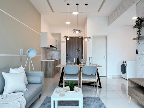 Sunway Cozy Theme White Condo 2 Room - image 9