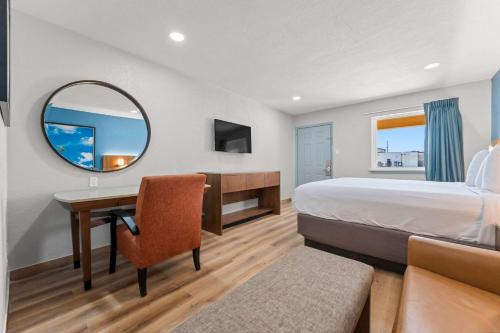 Countryside Inn Sealy - image 9