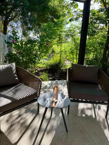 Book the Deluxe Suite Deluxe Suite