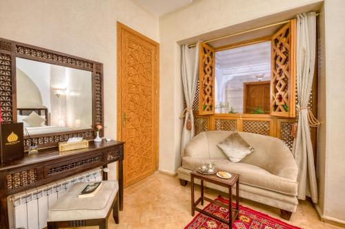 Deluxe Suite image 5