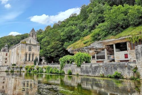 ทัศนียภาพภายนอกโรงแรม, Maison de charme à Brantôme en Périgord avec piscine partagée (Maison de charme a Brantome en Perigord avec piscine partagee) in บร็องตูม