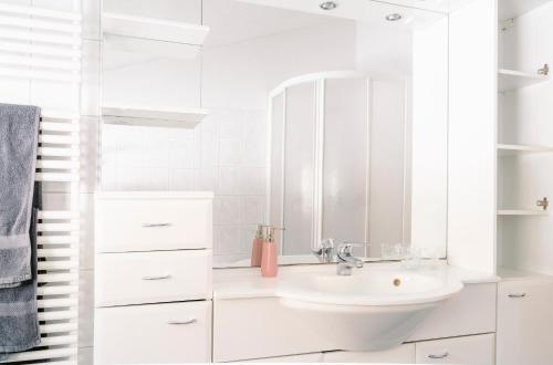 Baño, Rosa - Huusa im Bregenzerwald in Bregenz City Center