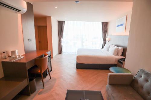 room detail thumbnail 0