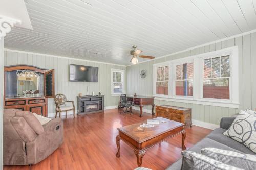 Létesítmények, Cajun Stays - The Festival Room in Lafayette Városközpont