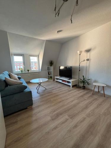 1 Raum Dachgeschosswohnung in ruhiger Lage in Limbach-Oberfrohna