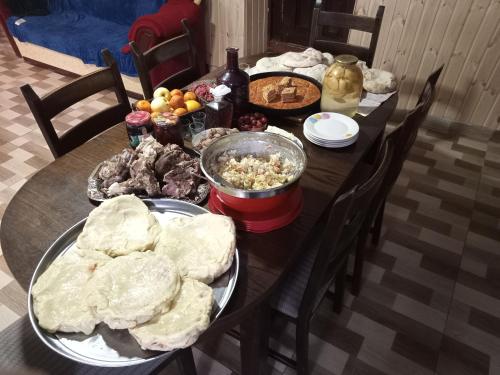 Sweet home in Glola