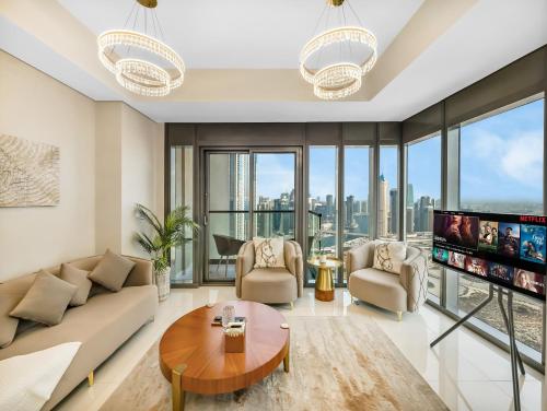 Lux Apartments in BusinessBay, Canal views, Great Location, Dubai