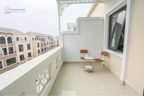 Moonstone Homestay & Cafe - Vinhomes Ocean Park 2 - 전망