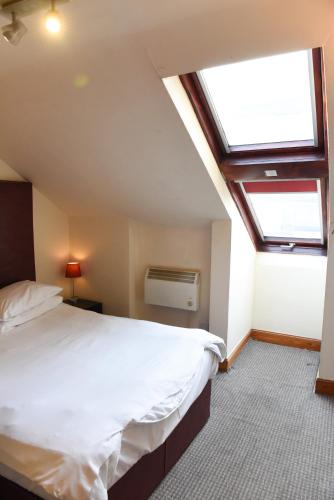 Sandyford Hotel - Tap to explore photos