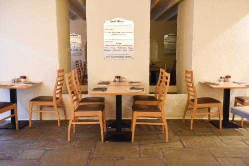 Jedzenie i napoje, The Sandyford Hotel near Kościół Mackintosh