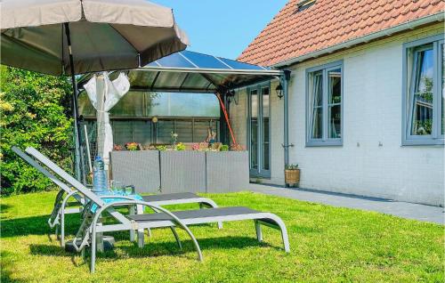Unterkunft von außen, Nice Home In Bredene With Heated Swimming Pool in Bredene
