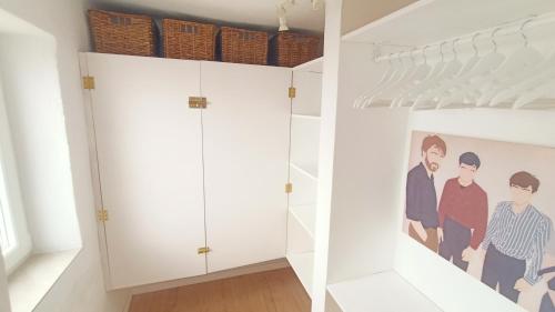 One-Bedroom House image 2