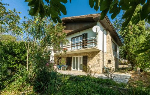 Beautiful Apartment In Premantura