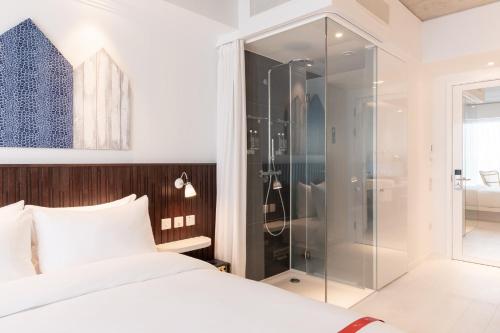 Ruby Zoe Hotel London - image 4