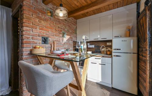 virtuve, Cozy Home In Gorkovec in Gorkovec