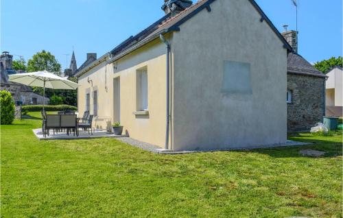 Viesnīcas āriene, Lovely Home In Canihuel With Heated Swimming Pool in Saint-Nicolas-du-Pelem