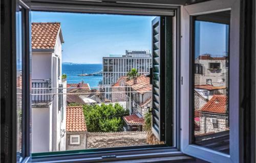 Beautiful Home In Split With Kitchen, Сплит (фото 4)