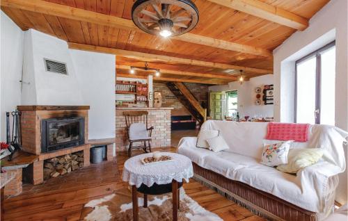 Awesome Home In Breze With Wifi in Breze