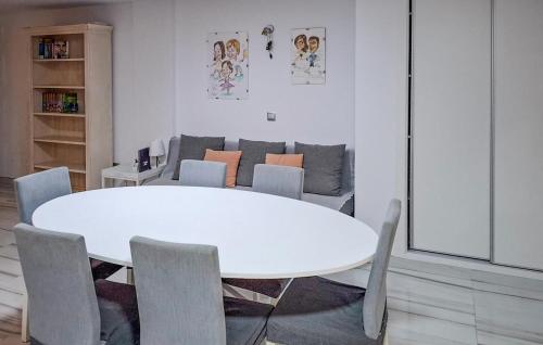 Two-Bedroom Apartment image 6