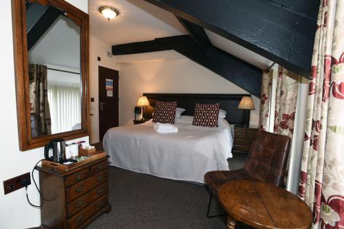 638326767 The Black Boy Inn