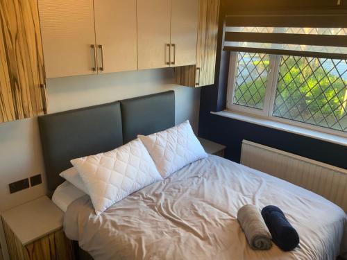 The Nest - Cosy Rooms in Болтон