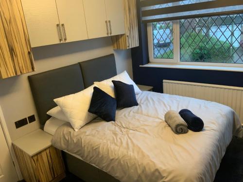 The Nest - Cosy Rooms in Болтон