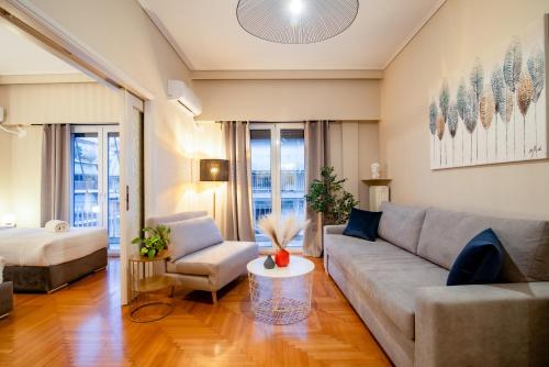 The Parthenon Porch for Familys & Groups , 4BR !, Atenas