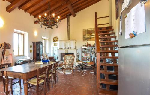  Cozy Home In Canino With Wifi in Canino