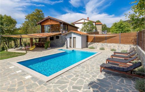 Viesnīcas āriene, Luxurious Home In Lisac in Lisac
