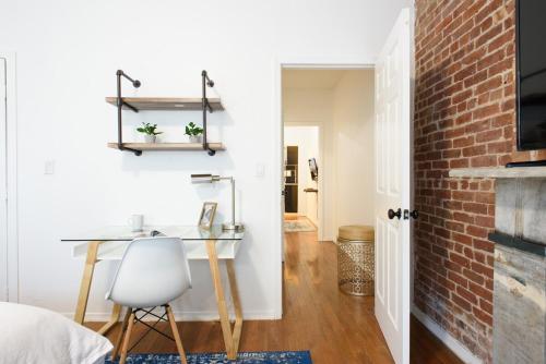 454-3W PRIME location 2BR Newly Furnished sleeps 5, New York (Foto 5)