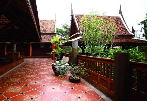 Ayutthaya retreat