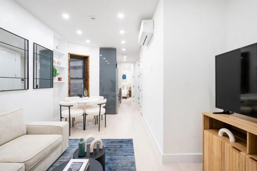 48-4FW Newly Renovated 2br Midtown West W&D, New York (fotografie 6)