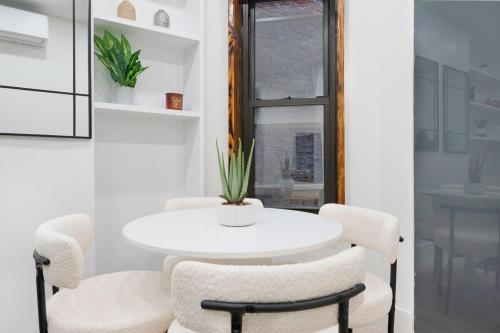 48-4FW Newly Renovated 2br Midtown West W&D, New York (fotografie 8)