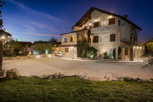 MY DALMATIA - Villa Olea with private heated pool and sauna in Čista Velika