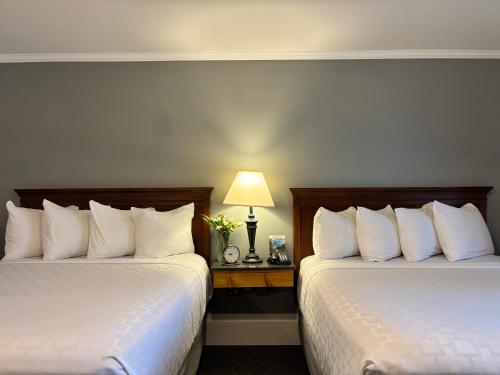 . SHERWOOD MOTEL