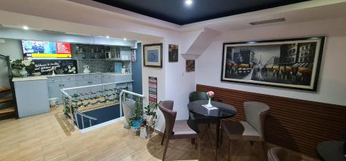 Funky Boutique Hotel & Adventures in ペルメト
