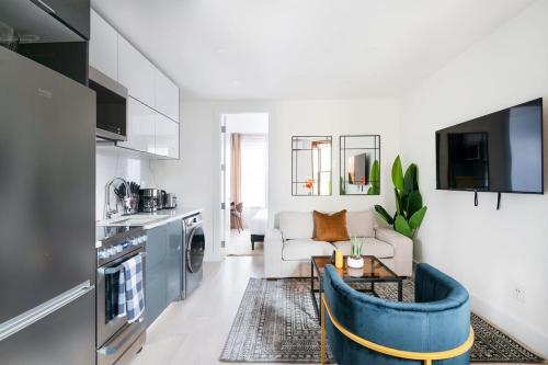 48-4RE Brand New 1BR Prime Midtown West WD, New York (photo 6)