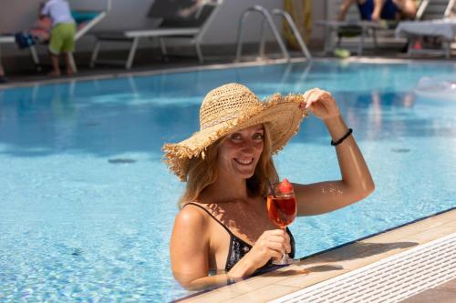Alisei Palace Hotel - image 2