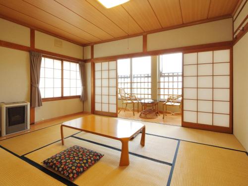 Japanese-Style Standard Family Room