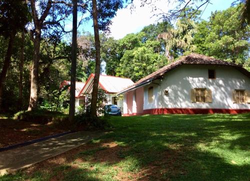 Cozy Stays Villa Hikkaduwa - image 2