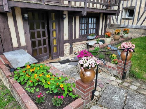 Authentique Maison Normande de village in Cormeilles