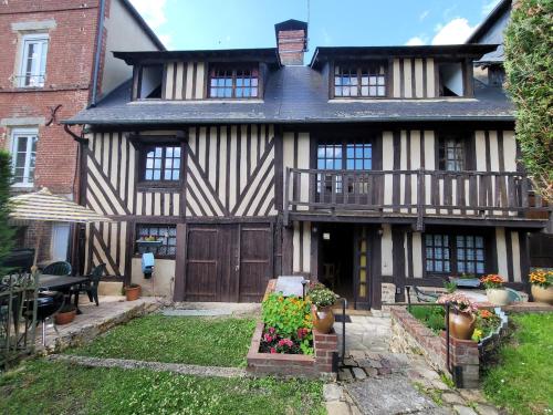 Authentique Maison Normande de village gîte à louer Cormeilles