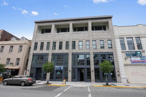 Wright Square Condo, Savannah