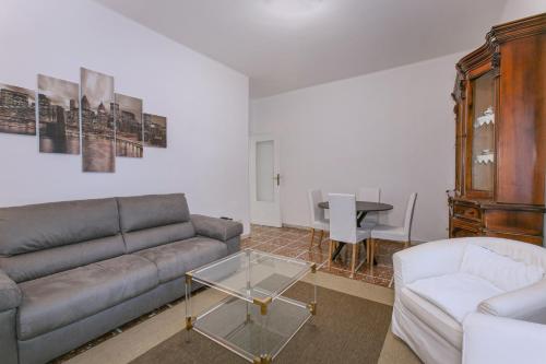 Modern apartment 5 minutes from Ponte Milvio, Řím (fotografie 10)