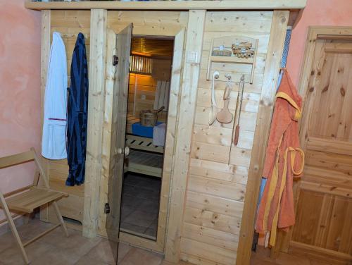 桑拿, Ferienwohnung Waldidyll in 海巴赫