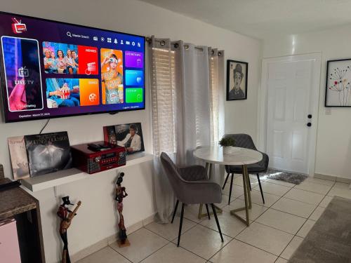 NUEVO estudio a 5minutos de Hialeah Park & Casino in Hialeah, USA